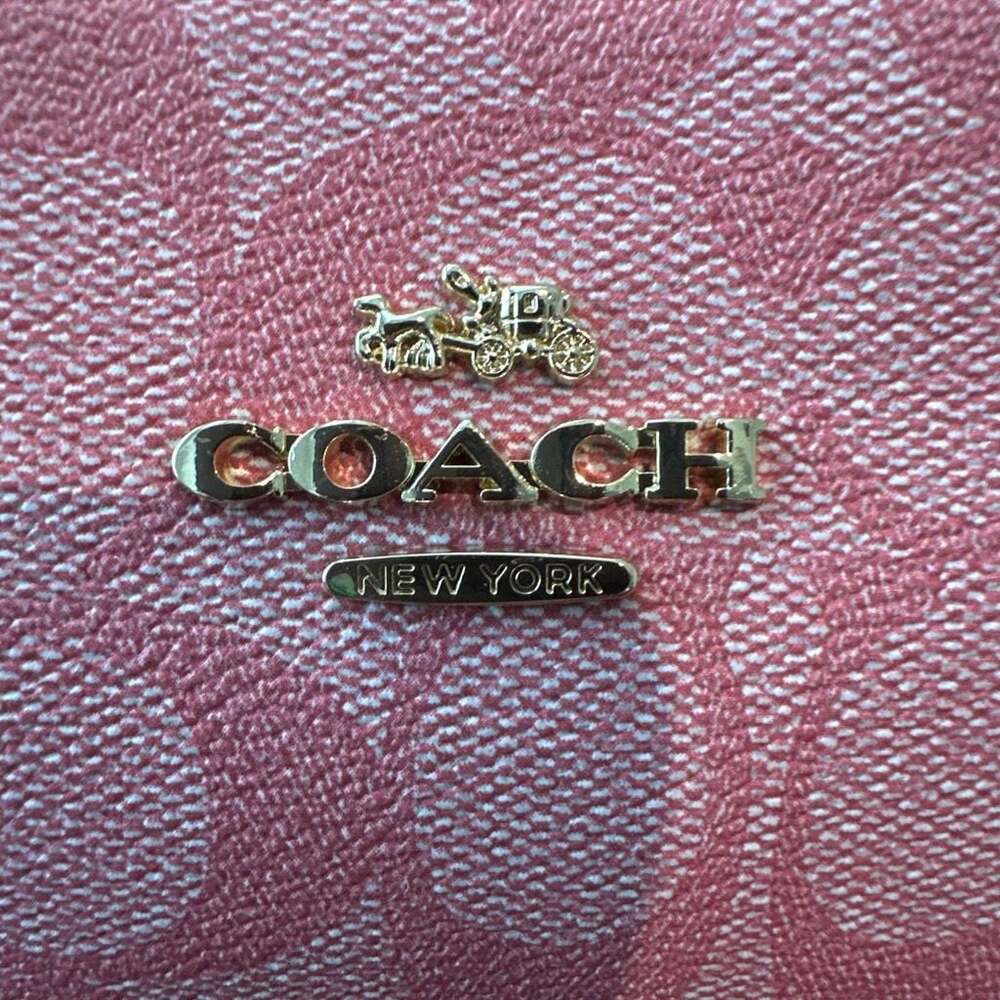 Coach Teri Shoulder Bag in Signature Canvas - Picture 5 of 7